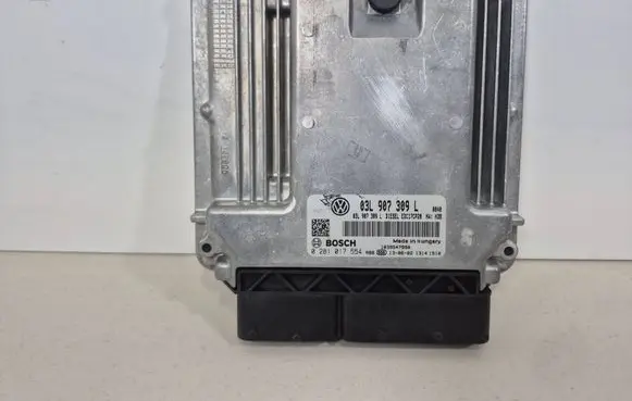 Volkswagen Transporter - Caravelle T5 Engine control unit/module 03L907309L 0281017554