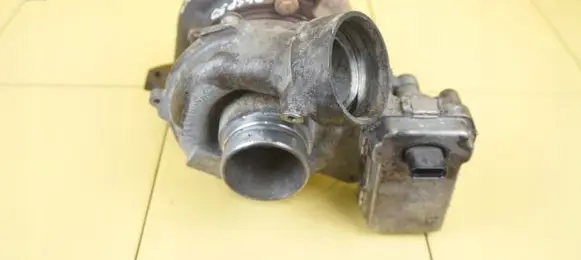 Mercedes-Benz E W212 Turbo A6519063900 651924