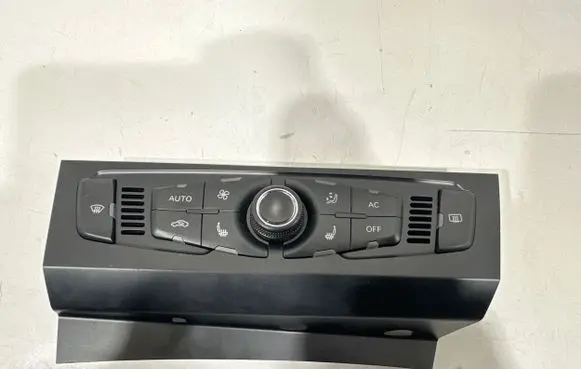 Audi A4 S4 B8 8K Climate control unit 8T1820043