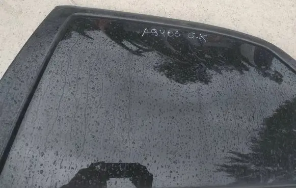 Volvo S80 Rear door window glass as2