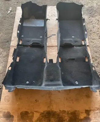 Renault Latitude (L70) Interior carpet 
