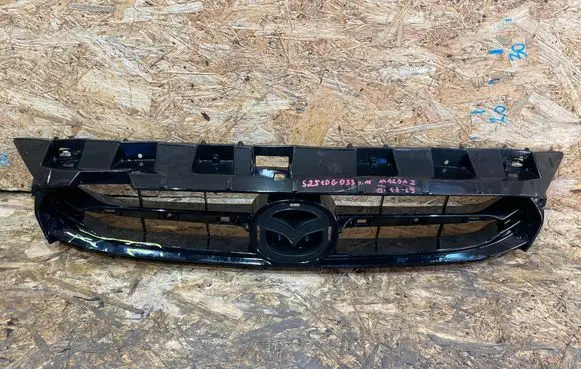 Mazda 2 Front bumper upper radiator grill D09J-50712 S2510G033-M