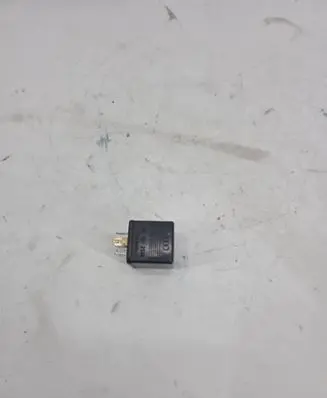 Audi A8 S8 D2 4D Other relay 8A0951253A