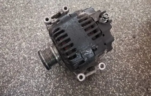 Mercedes-Benz C W204 Generator/alternator A0141541102