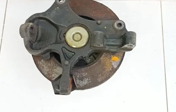 Mercedes-Benz Sprinter W907 W910 Front wheel hub spindle knuckle A9073304900