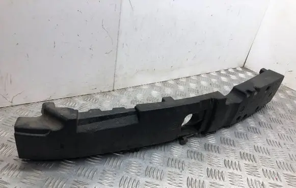 Front bumper foam support bar