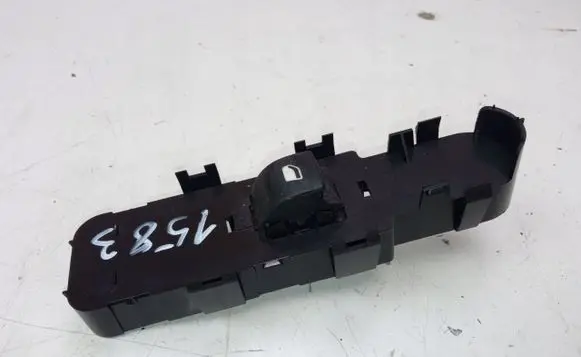 Citroen C4 I Quarter vent window switch 9661461677