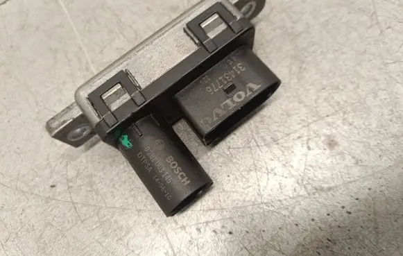 Volvo XC60 Glow plug pre-heat relay 31431776