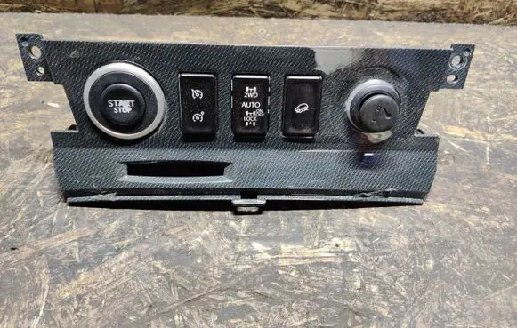 Renault Koleos I Engine start stop button switch 682607642R