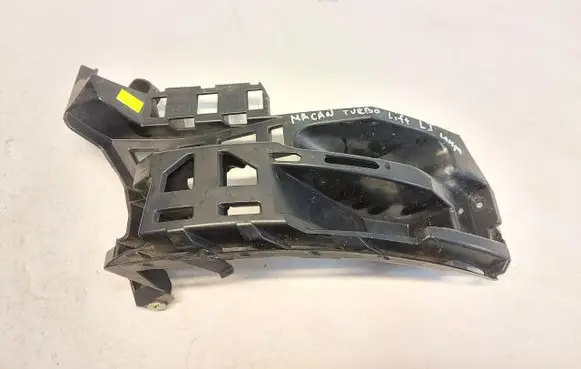 Porsche Macan (95B) Fender mounting bracket 95B807483BJLK01