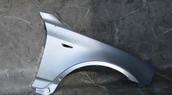 BMW X3 E83 Fender