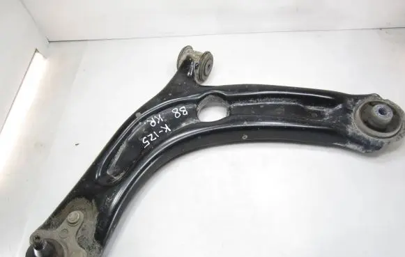 Volkswagen PASSAT B8 Front control arm