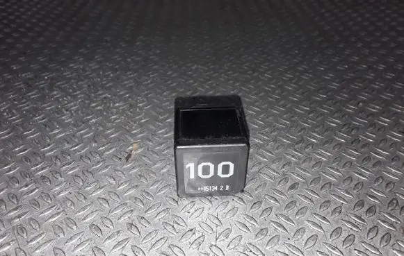Volkswagen Phaeton Other relay 7M0951253A