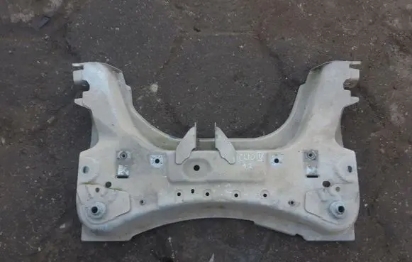 Renault Clio IV Front subframe