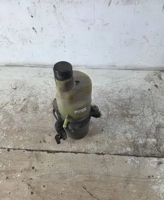 Volvo V50 Power steering pump 5N513K514AD 30741955