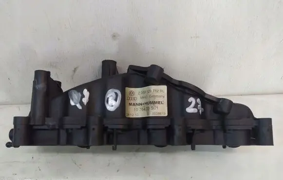 Audi Q7 4L Intake manifold Z059129712BL
