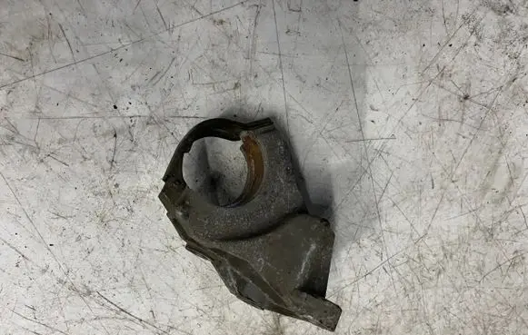 Opel Vivaro Driveshaft support bearing bracket 397743031R