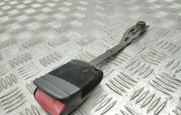 Renault Laguna III Front seatbelt buckle