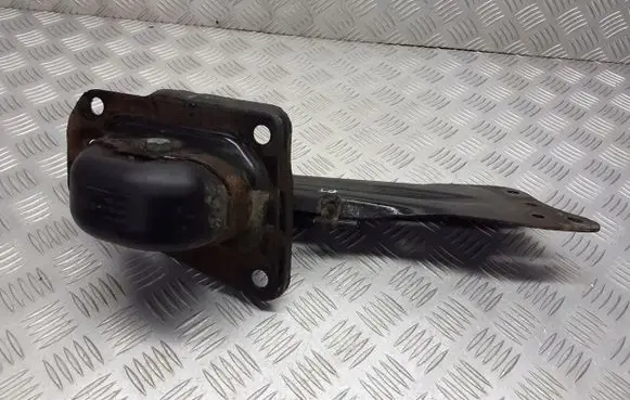Volkswagen Touran I Rear control arm 1K0501476