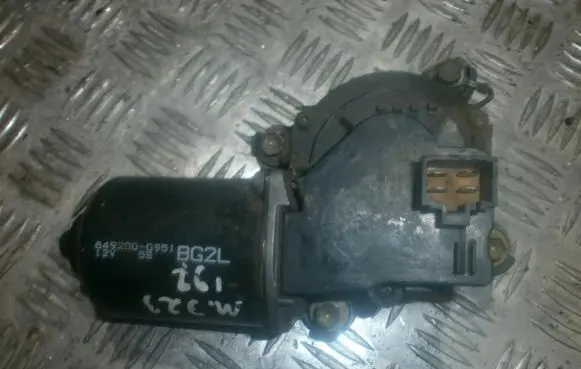 Mitsubishi Eclipse Wiper motor mb623797