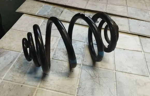 BMW 3 E46 Rear coil spring