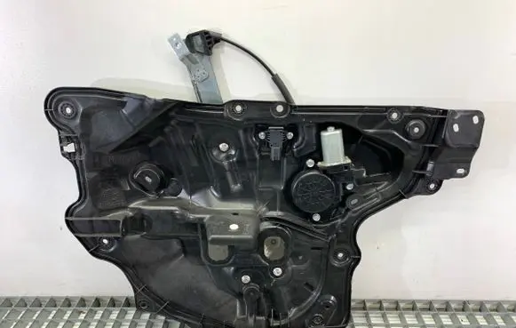 Mazda 6 Front door window regulator with motor D6515958X