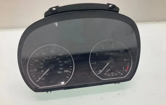 BMW 1 E81 E87 Speedometer (instrument cluster) 9187323 403206201 150461765