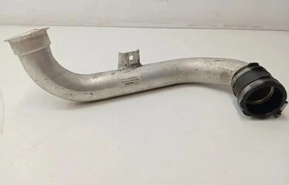 Mercedes-Benz GLC X253 C253 Intercooler hose/pipe A2760900837