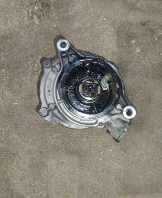 BMW 5 E60 E61 Vacuum pump 11667795142