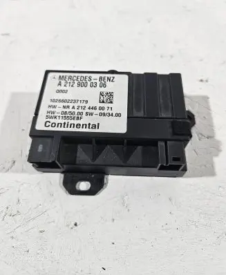 Mercedes-Benz C W204 Fuel injection pump control unit/module A2129000306 5WK11555EBF A2124460071