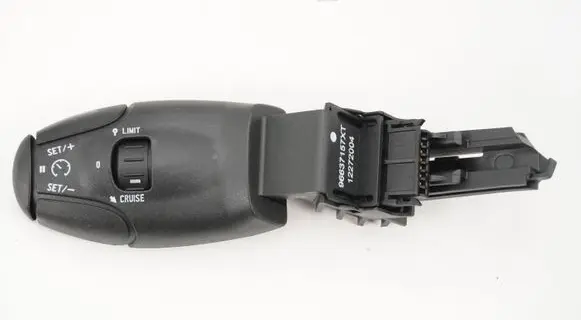 Peugeot 208 I Cruise control stalk 96637157XT