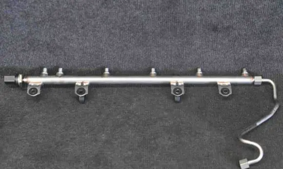 BMW 6 F12 F13 Fuel main line pipe 7628049