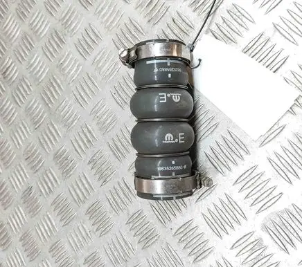 Citroen C4 III e-C4 Intercooler hose/pipe 9835265880
