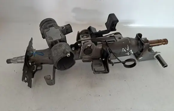 Steering wheel axle set