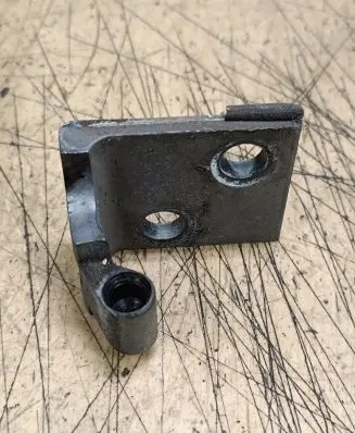 BMW X5 E53 Front door upper hinge 415182651499 8265149 82651499