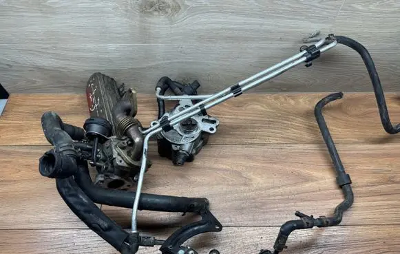 Skoda Octavia Mk2 (1Z) EGR valve cooler 03G131513J 0210157038 60212