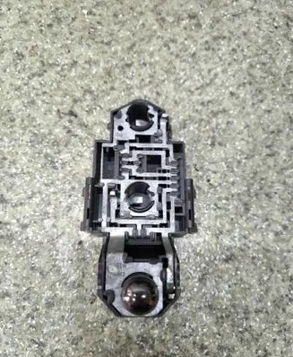 Volkswagen PASSAT B5 Tail light bulb cover holder 3A9945257