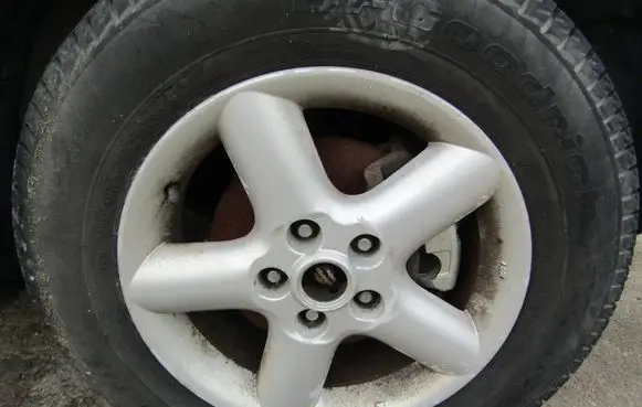 Nissan X-Trail T30 R12 alloy rim 
