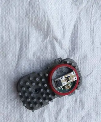 BMW X3 F25 LED ballast control module 1305715084