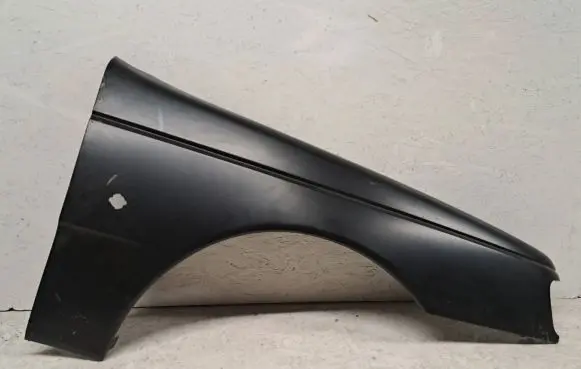 Peugeot 405 Fender