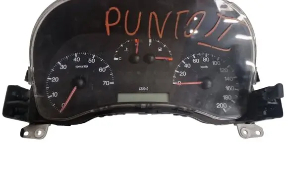 Speedometer (instrument cluster)