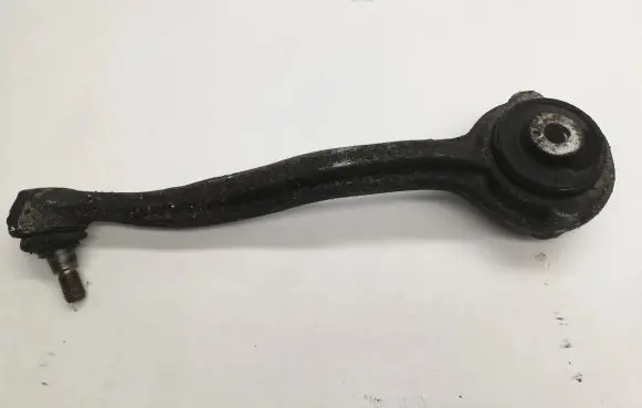 Mercedes-Benz C W204 Front lower control arm/wishbone 2043331114