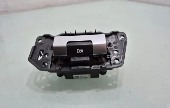 Land Rover Discovery Sport Hand parking brake switch FK722B623AA