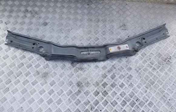 Top upper radiator support slam panel