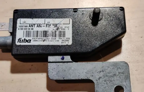 Mercedes-Benz ML W163 Aerial antenna amplifier A1638200089
