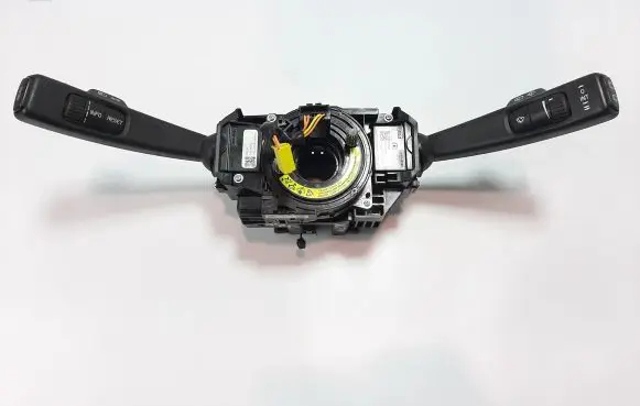 Volvo XC70 Indicator stalk 31343218 31334647