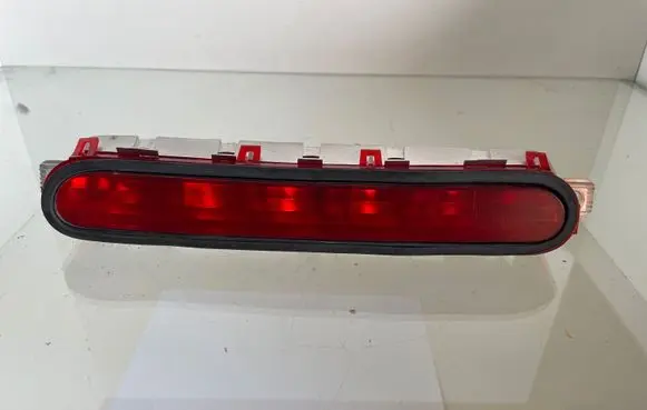 Toyota Corolla Verso AR10 Third/center stoplight 815700F011 8D0959821
