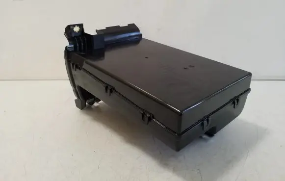 Audi e-tron Glove box central console 4KL857925B