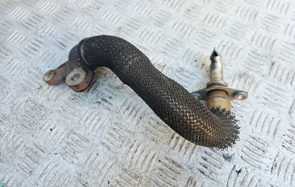 Nissan Navara D23 EGR valve line/pipe/hose 147130257R