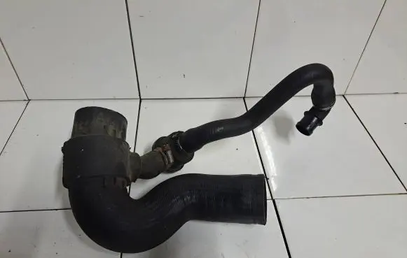 Skoda Superb B5 (3U) Air intake hose/pipe 4B0145832B PX015271